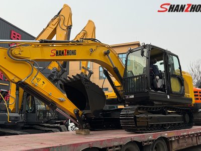 Гусеничный экскаватор