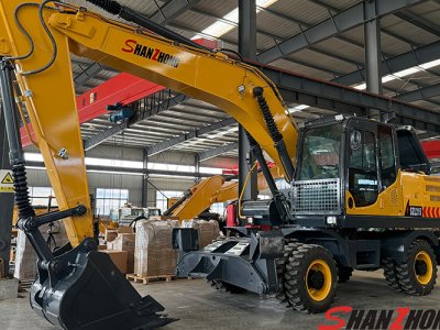 Колесный экскаватор SZL215
