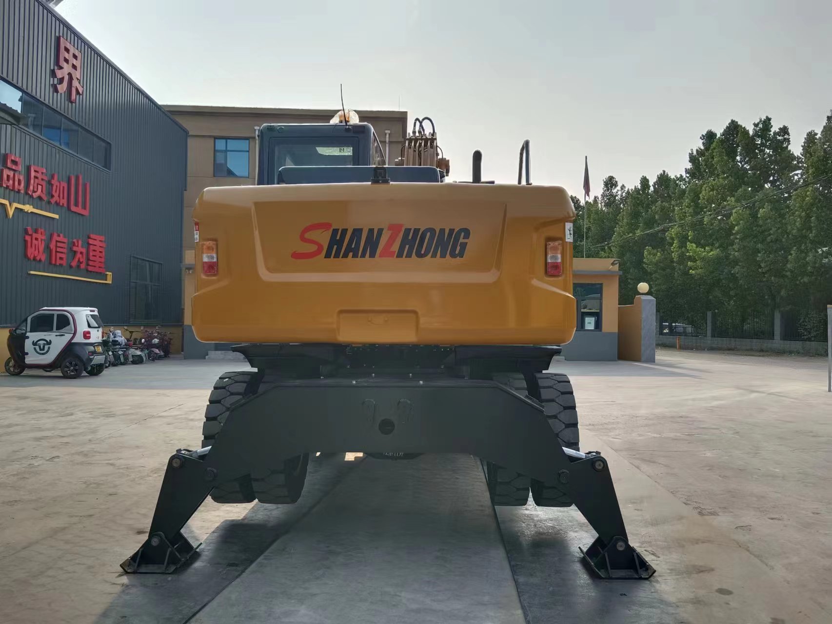 18 тонн экскаватор