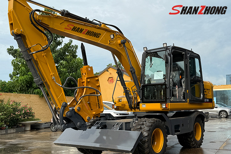 Колесный экскаватор SZL150 с гидромолотом