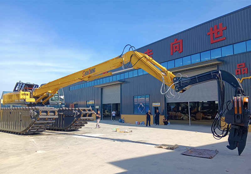 380 Экскаватор-амфибия