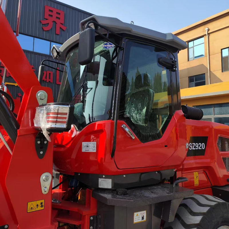 Колесный погрузчик SZ920