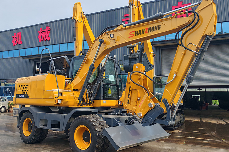 Колесный экскаватор SZL150 с гидромолотом