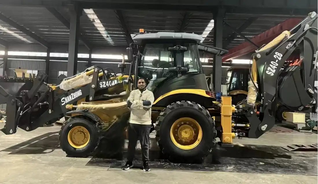 African customers come to Shanzhong