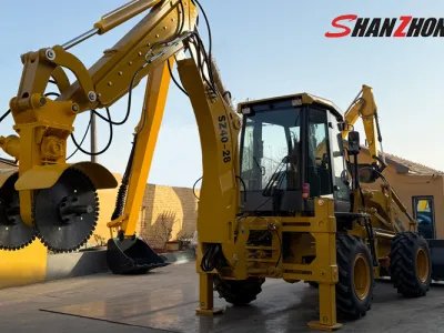 Двусторонние возможности! Экскаватор-погрузчик, оснащенный двумя пильными дисками, открывает новые решения для сложных строительных задач.