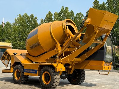 Самозагружаемая бетономешалка