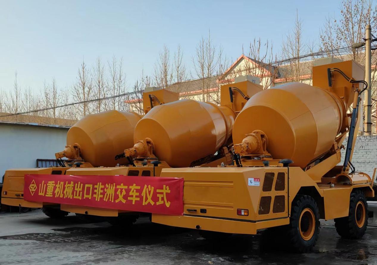 Полностью автоматические бетоносмесители бренда Shanzhong экспортируются в Африку партиями. Полностью автоматические бетоносмесители бренда Shanzhong экспортируются в Африку партиями.