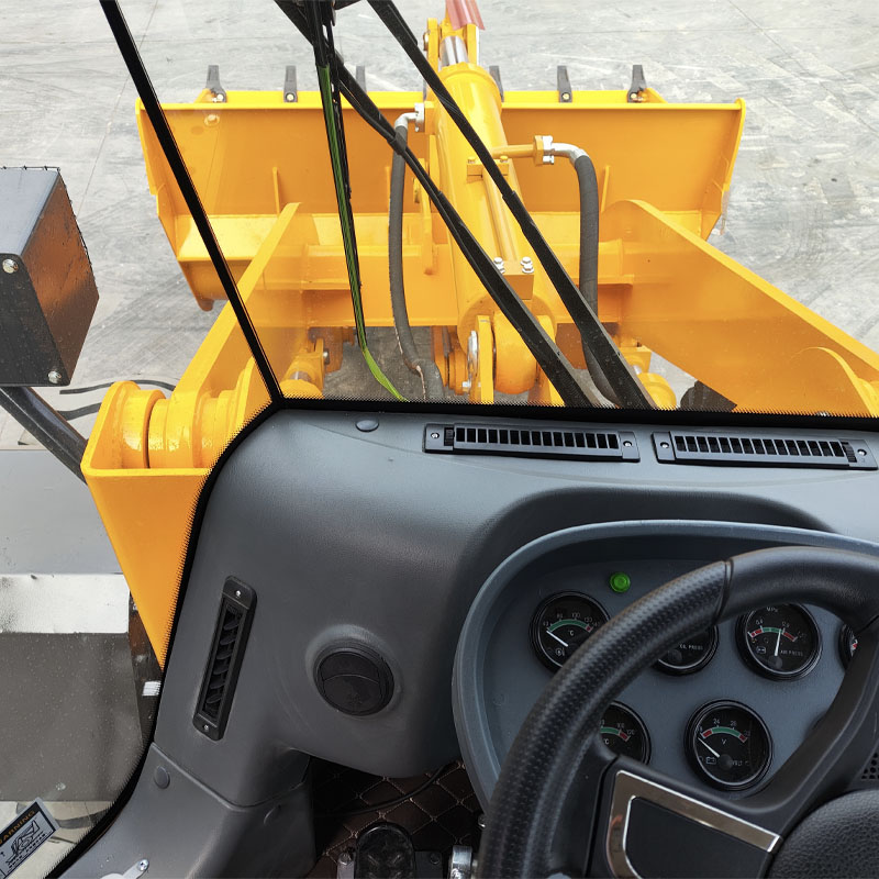 Колесный погрузчик SZ930