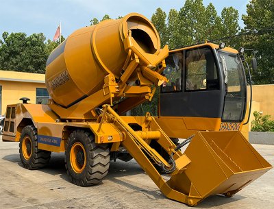 Самоходный бетоносмеситель SZ6400